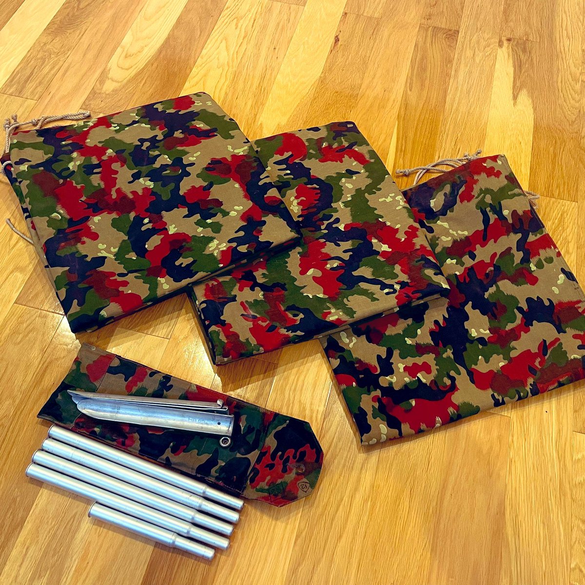 軍幕プレゼント企画】年末年始スペシャルギフト！ 超レアなスイス軍