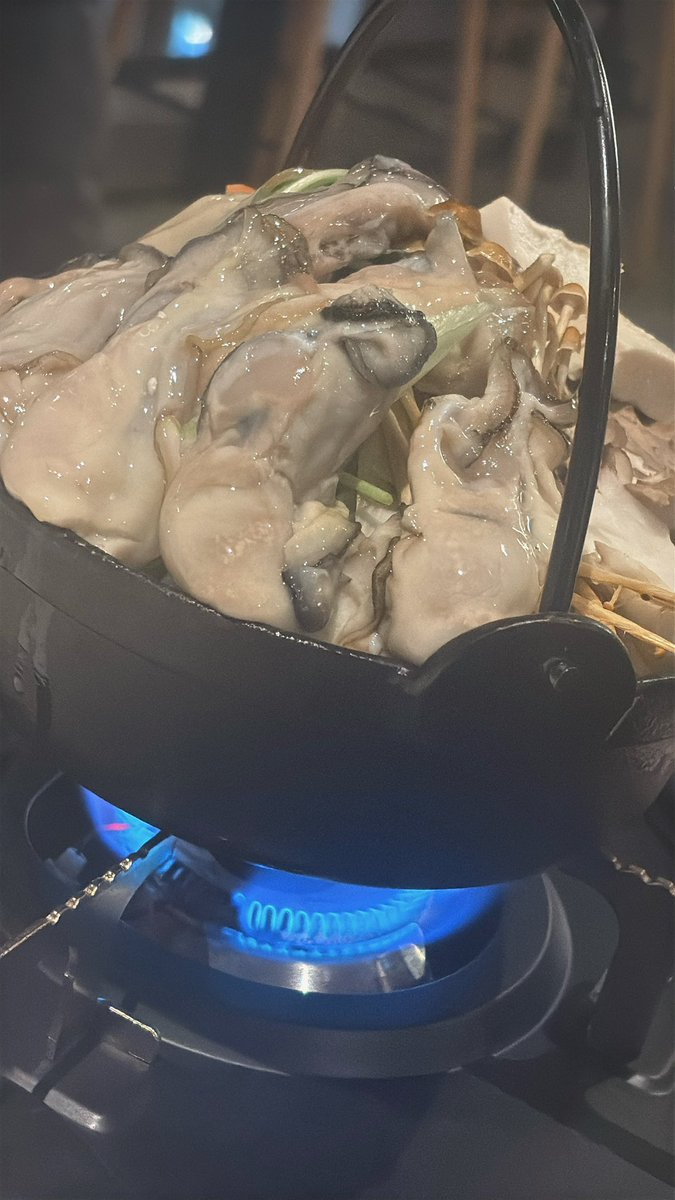 banamena's tweet photo. めっちゃ牡蠣たべた https://t.co/jQTmlQM5hk