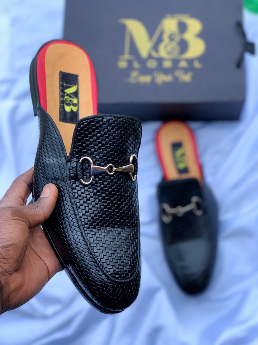 Muize | 👞🤝 tweet media