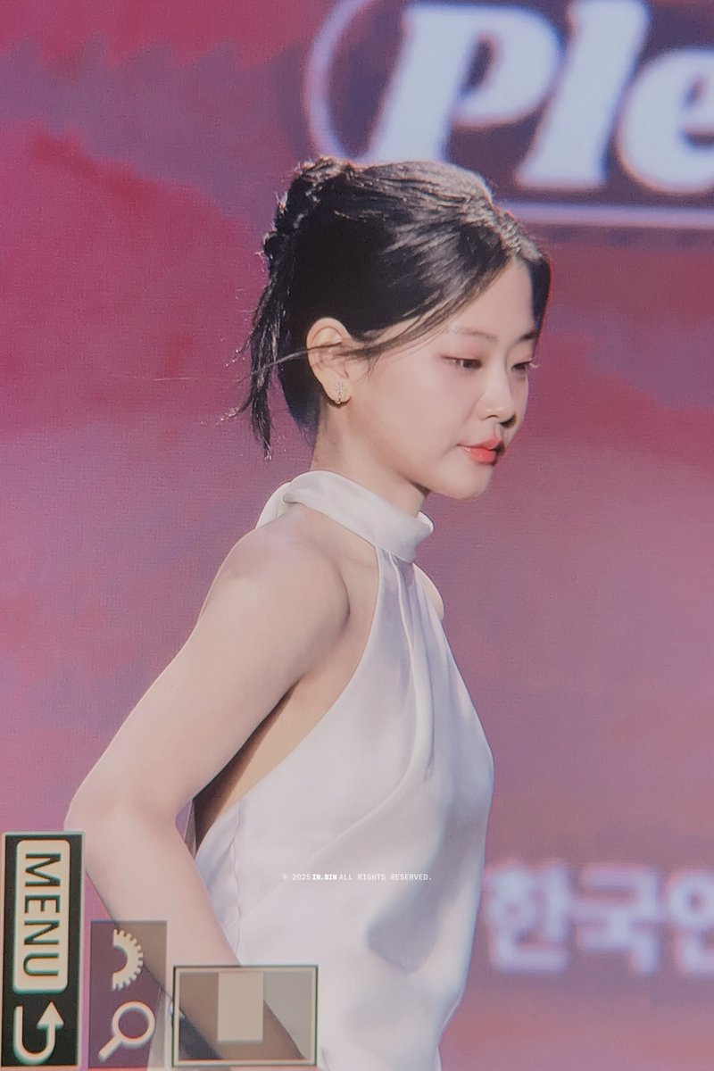 ɪɴ.ʙɪɴ tweet media