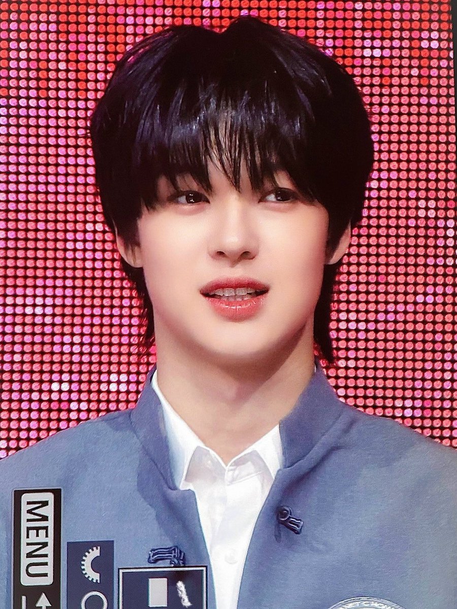 콩! tweet media