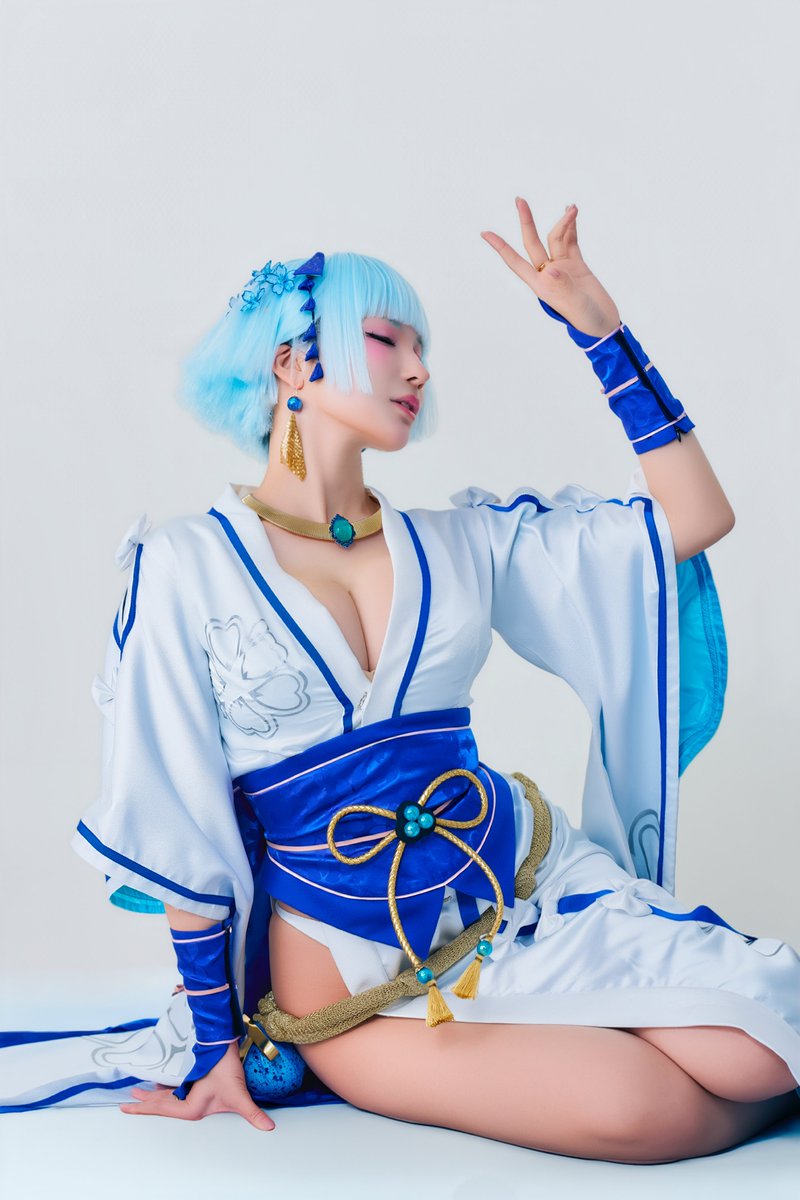 明日から #C107 よろしくお願いいたします🥰
1日目は西4ホールNo.1331『#TERBIS』ブースにてお待ちしております❄️
出演時間はツリーをご覧ください✨

#テルビス #コミケ107 https://t.co/qCEneI4qJa