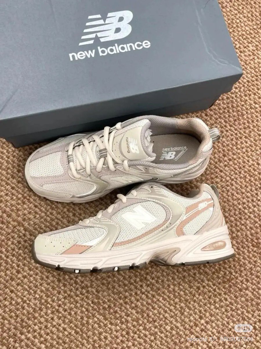 dJejingga's tweet photo. New Balance 580 in cream beige is actually the vibe, effortless cool that makes every outfit hit harder 🤎🤝 https://t.co/5ZZKNBQV2d