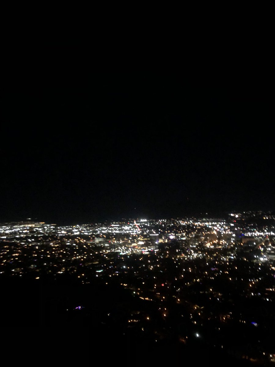 Cdubten's tweet photo. Late night hikes #Riverside #IE #socal #babymommabandit https://t.co/er3WCmZdyy