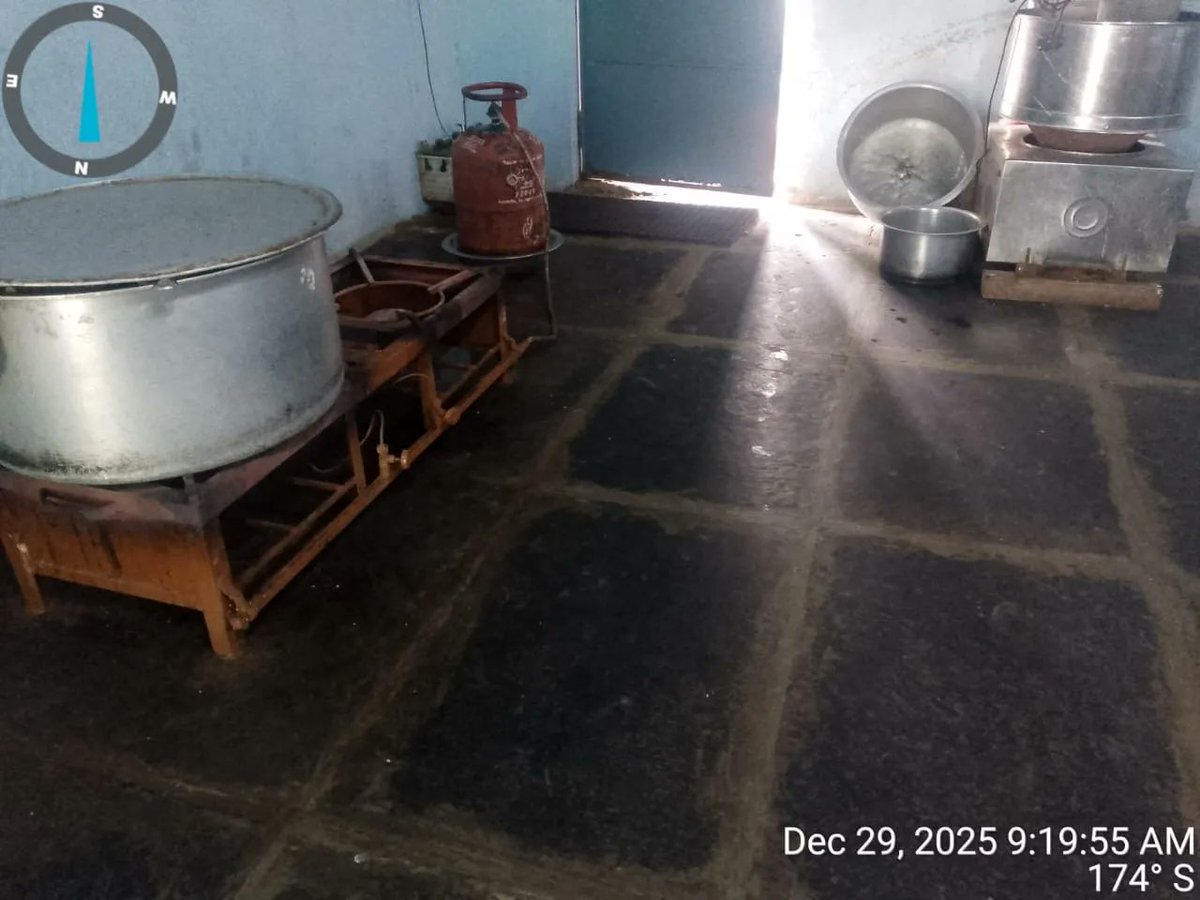dbrs817's tweet photo. Tiffin  #SocialAudit_SWDMeals #SocialWelfare_Karnataka https://t.co/PmUFJDrcRI