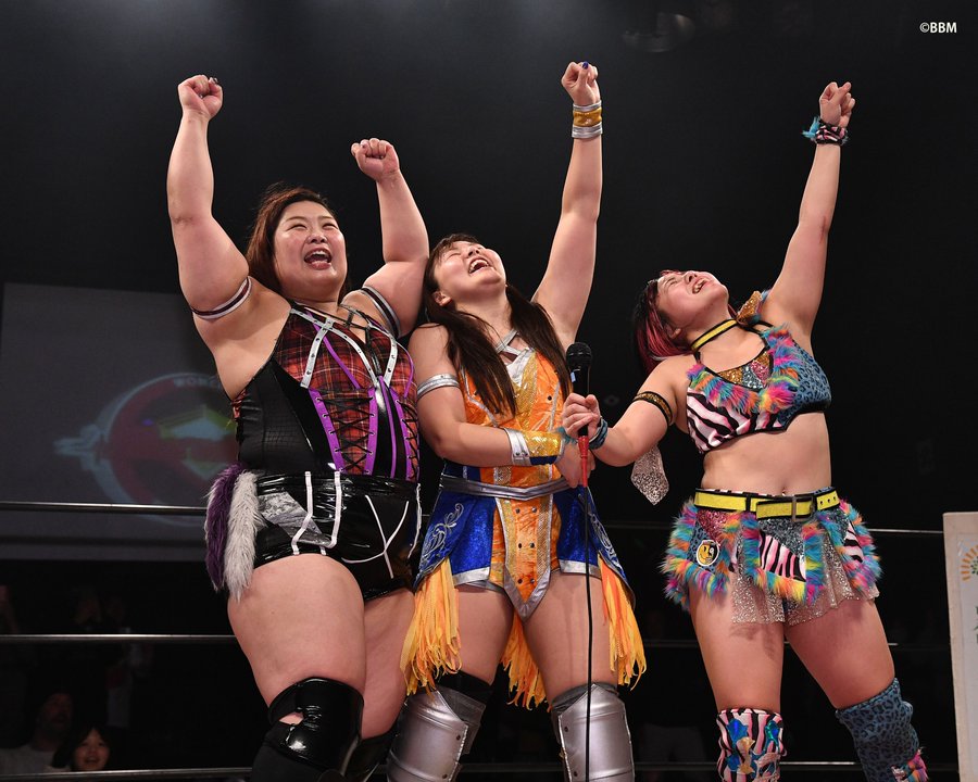 shupromobile's tweet image. 週刊プロレスmobile 1週間の人気記事ベスト10（2025/12/22～12/28）

《第4位》
凛、電撃復帰＆引退間近の優宇もサプライズ登場し、桃野との2016年同期トリオが実現！…マーベラス12・21新木場詳報
👇
wp.bbm-mobile.com/sp2/result/res…
#週プロモバイル　#マーベラスプロレス #Marvelouspro