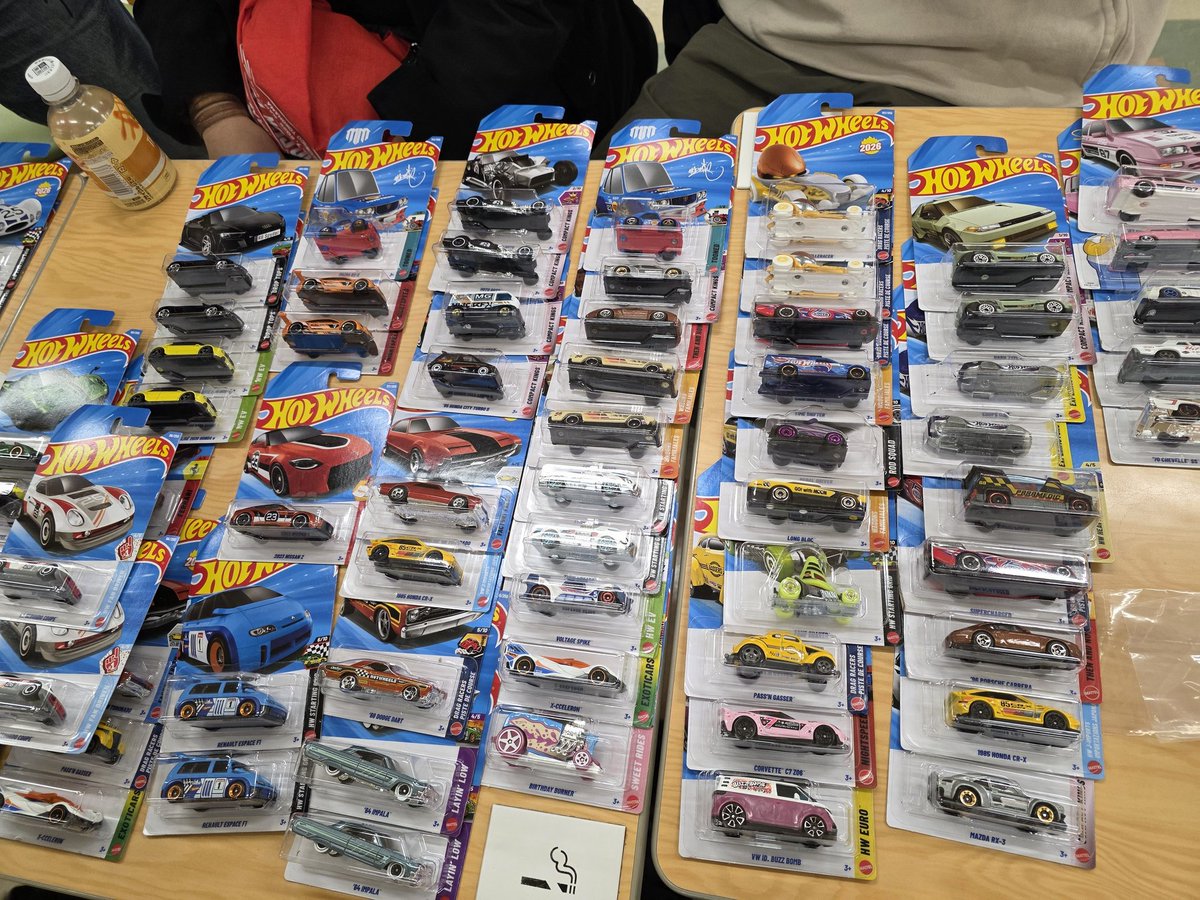 ホットウィール 2026年Eケース 72個は圧巻でした～。 半年先にまた会い
