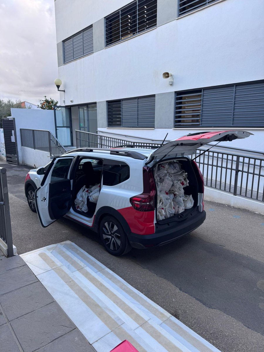 ❤️ Donar lo cambia todo.
Hace unos días, en #Mojácar realizamos acciones solidarias en coles y supermercados de Mojácar, Garrucha, Los Gallardos, Carboneras y Turre, con el apoyo del voluntariado y FAISEM.
Gracias a todas las personas que lo hicieron posible.
#DonarLoCambiaTodo