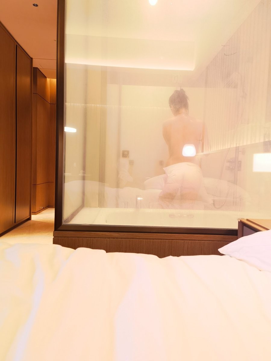 珠海静宝\卷毛 tweet media