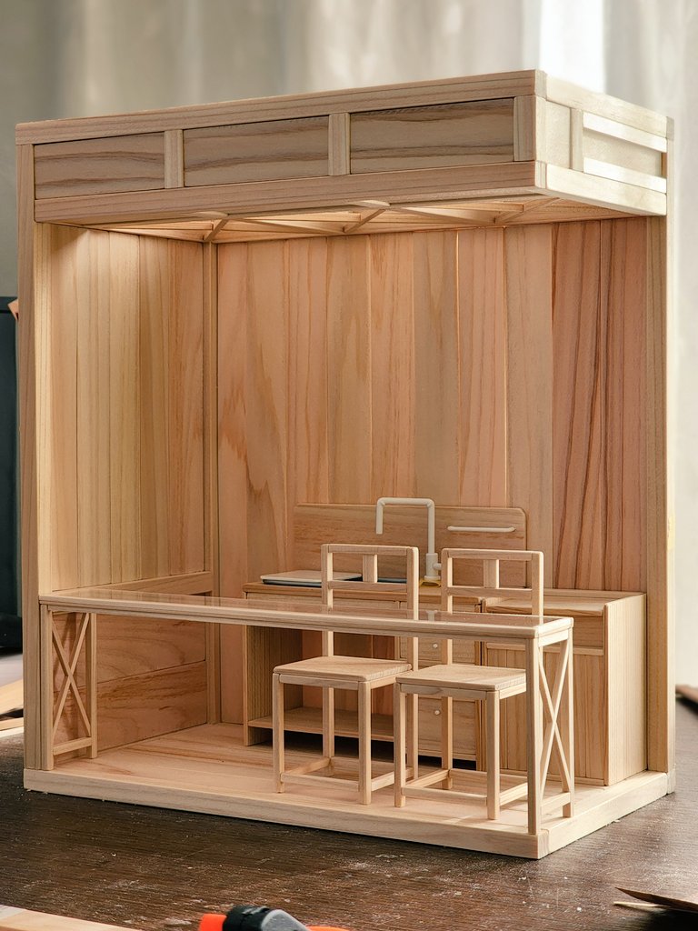 Footstep_BOX's tweet photo. 今年も一年、製作に反応くださっている方々、本当にありがとうございました、励みになっております。来年はご依頼の製作を中心に、カフェの方は無理のないペースで進めて行きますので、気長に見てもらえると嬉しいです。 https://t.co/dUPnj5WUzt