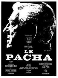 merlinpapin3's tweet photo. Ce soir sur @ParisPremiere le Film #LePacha de Georges Lautner (1968) avec Jean Gabin Dany Carrel Jean Gaven André Pousse Gérard Buhr Maurice Garrel Robert Dalban

Quinquin, un gangster redoutablement prévoyant, s'empare du précieux chargement d'un fourgon, en dépit des motards qui le gardaient, avant de se débarrasser violemment de la plupart de ses complices. Parallèlement, un policier, l'inspecteur Gouvion, trouve la mort dans des circonstances mal éclaircies. Un suicide, dit-on dans les milieux bien informés. Le commissaire Joss, dont Gouvion était l'ami, en doute. Une rapide enquête le convainc qu'il s'agit plutôt d'un assassinat. L'inspecteur Gouvion avait le tort d'aimer la belle Nathalie, de trop près mêlée aux affaires du milieu. Ulcéré, Joss décide de se passer des lenteurs habituelles de la justice et de faire place nette en suscitant une rivalité meurtrière entre gangs rivaux...

@FredOL69007

❤️si vous aimez