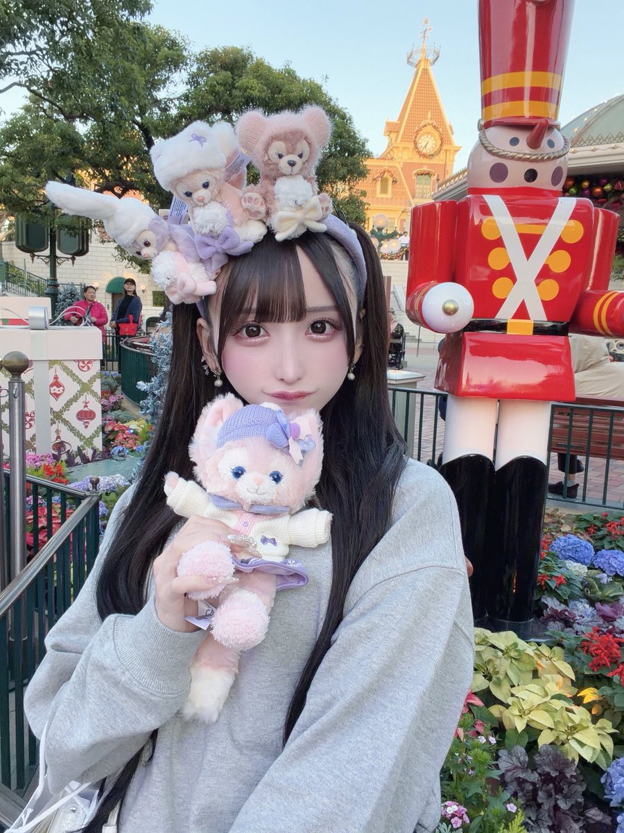 香港ディズニー、トンチキカチューシャあって超可愛い💖好きなキャラ詰め合わせた🎶 https://t.co/VCXgsoWVV7