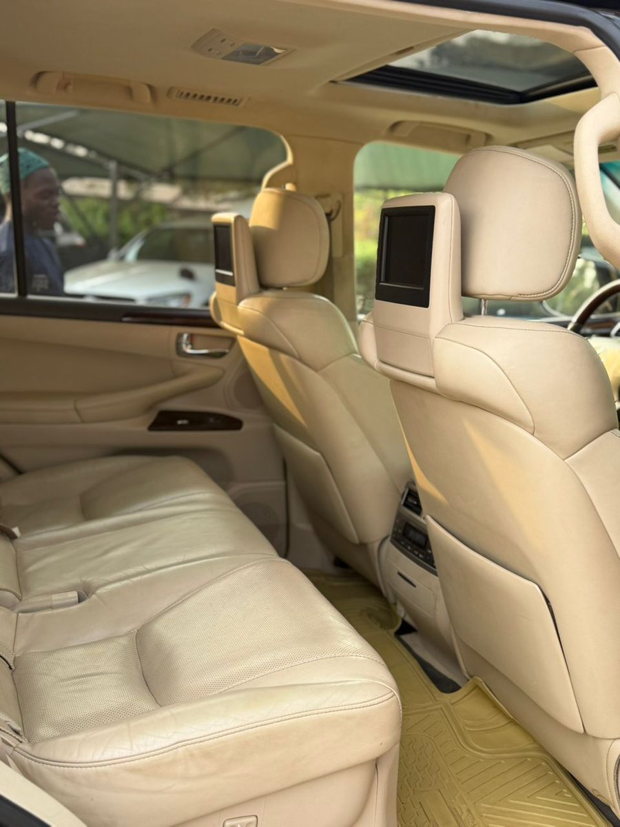 Coded_XM's tweet image. Searching for a high-end vehicle ? 

#coupthisride #lexusLX570 #rideinabuja