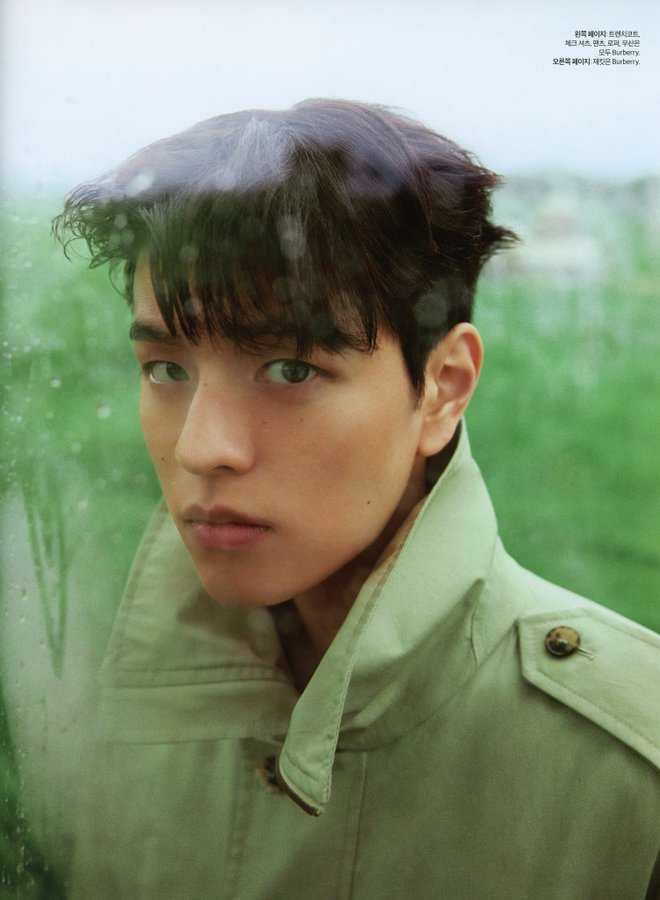 mangohyune's tweet image. honey skin. moles. boba brown eyes. puppy boy you are too pretty