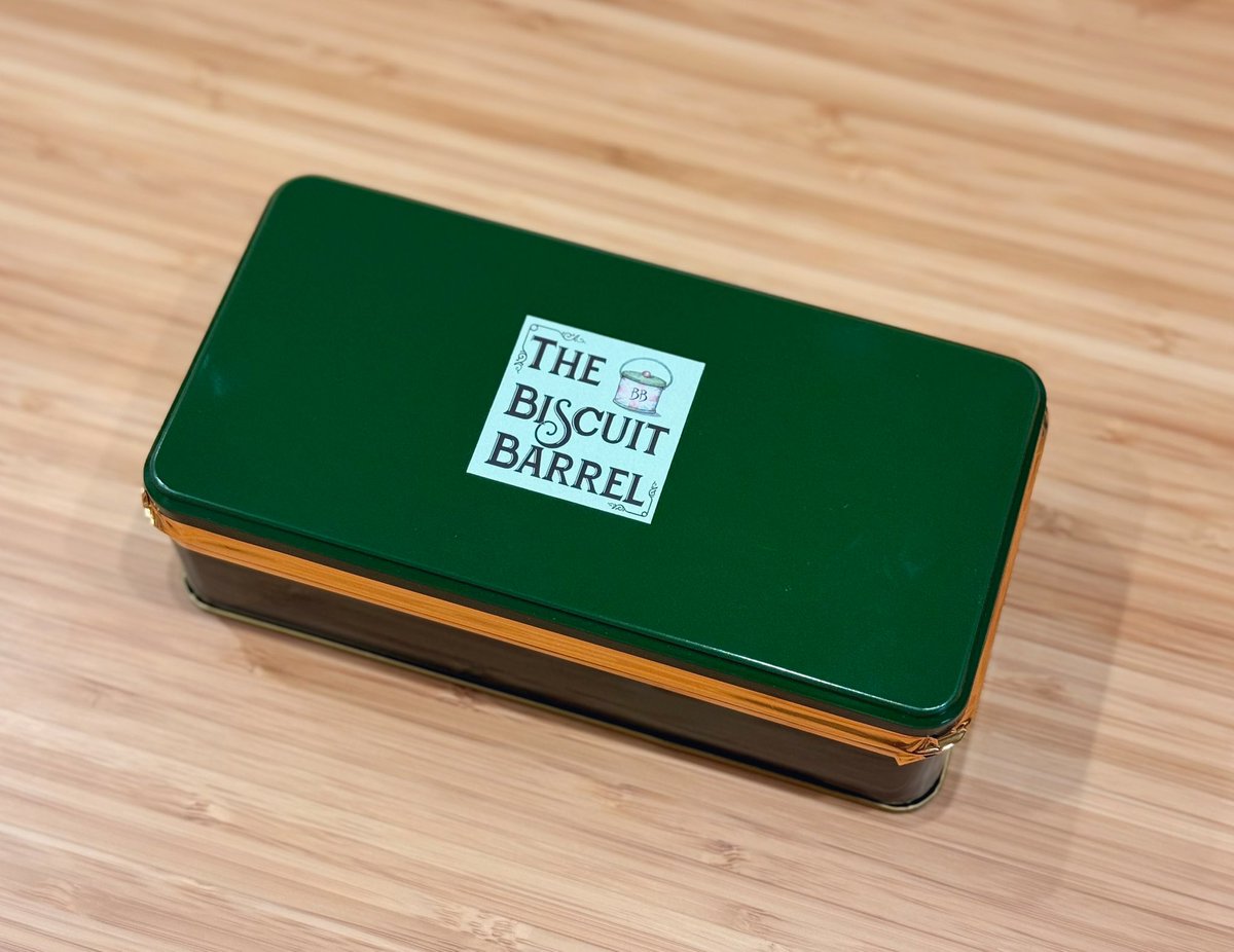 今年の誕生日プレゼントはずっと前から 気になってたThe Biscuit