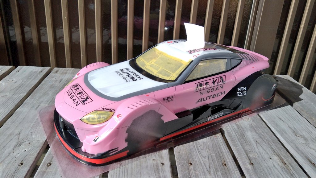 「塗装」ポヨン太 塗装はようやく完了…🐌 この後、一部のステッカーだけ先に貼って