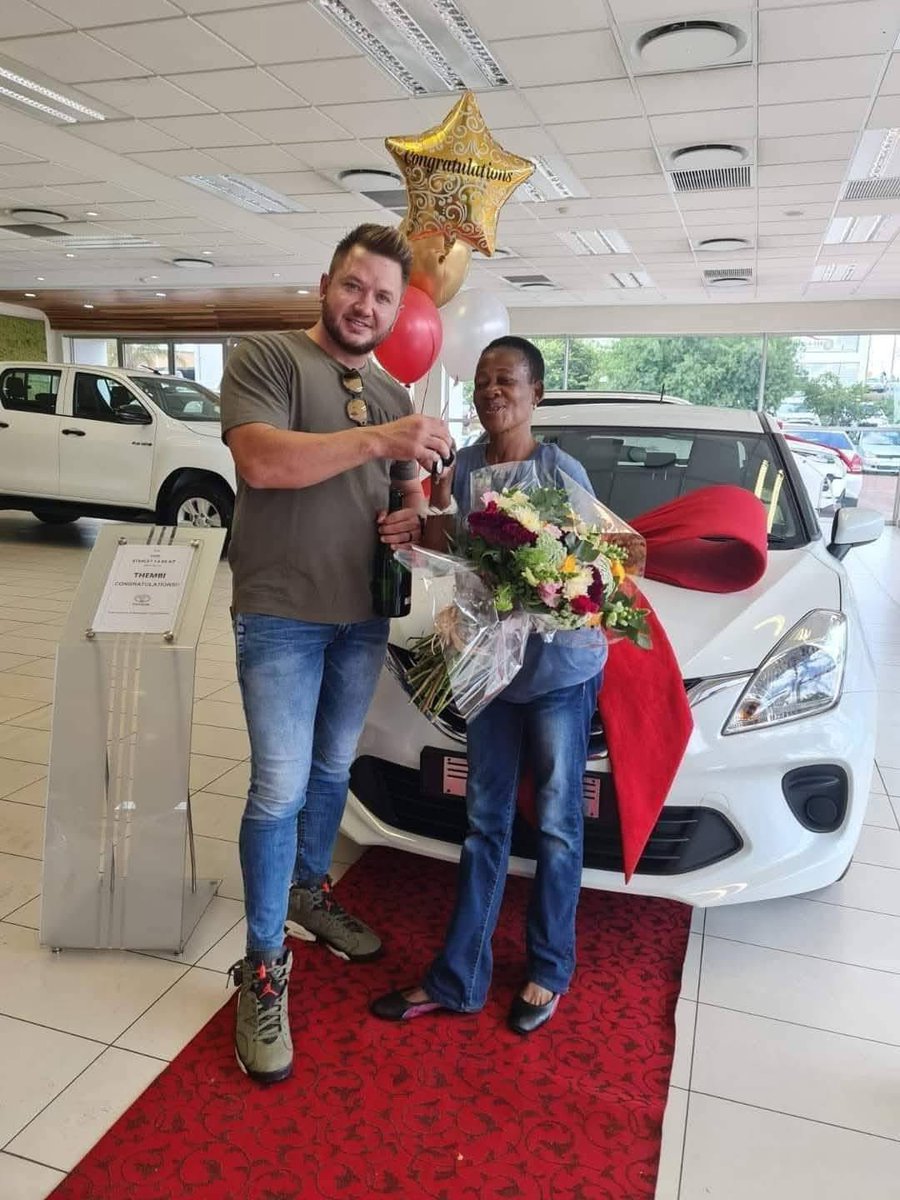 Kingfreddyfit's tweet photo. This is Malcolm and Thembi, he is Thembi's boss and Thembi she's a domestic worker. He bought her a brand new Car, a Rolex watch and also built her a house. Thembi also gets paid R14K per month for being a domestic worker. https://t.co/6STLxHiM1z