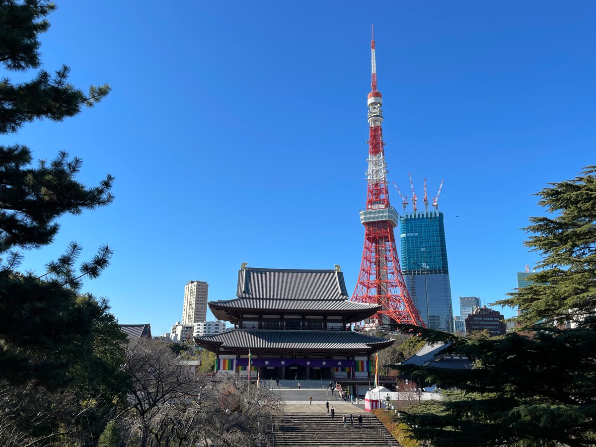 恭賀新年
お健やかに新春をお迎えのこととお喜び申し上げます。本年が皆さまにとって、幸多き素晴らしい年となりますよう念じ上げます。