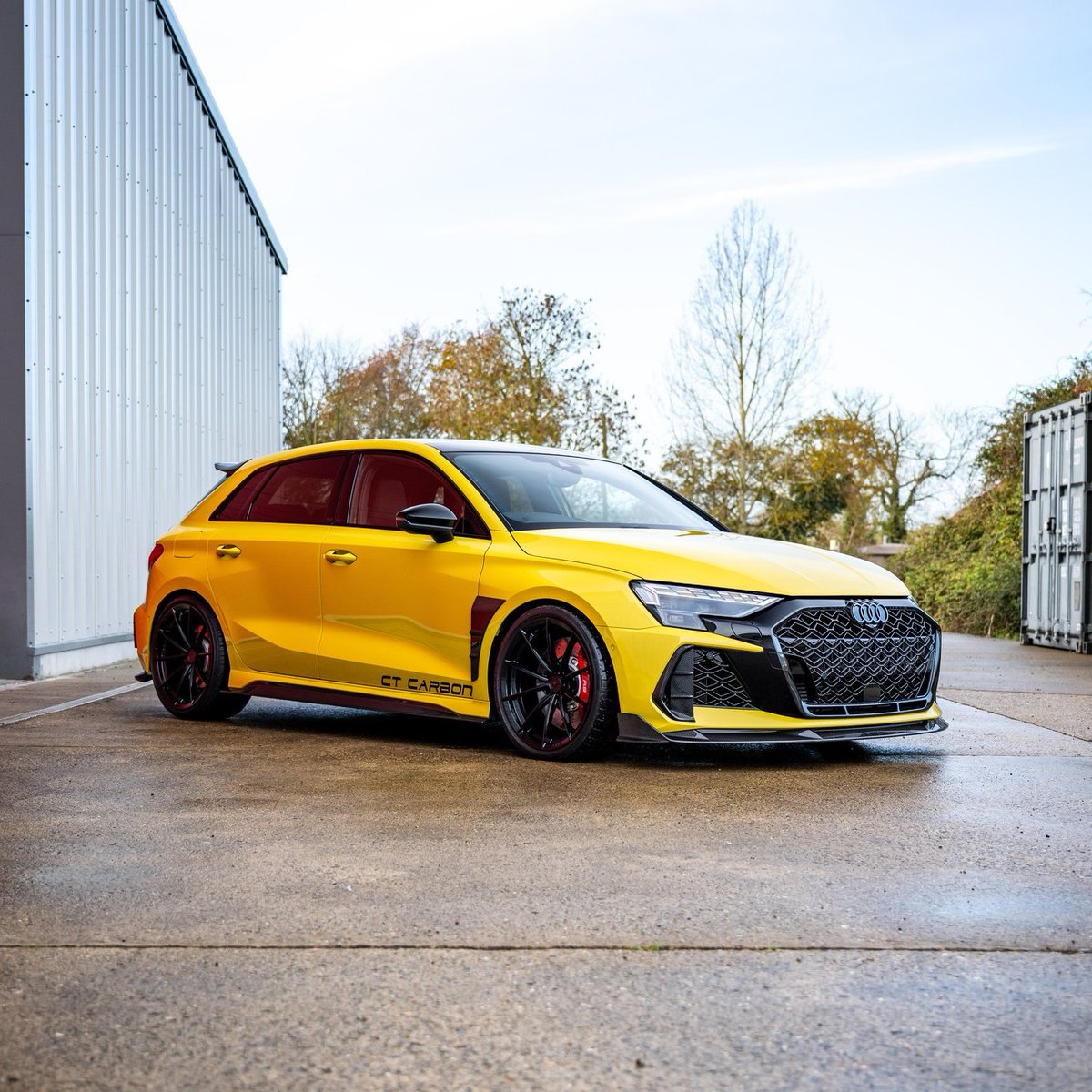autochat360's tweet photo. Beautiful AUDI RS3🔥🔥 https://t.co/T0IUzcQ2rF