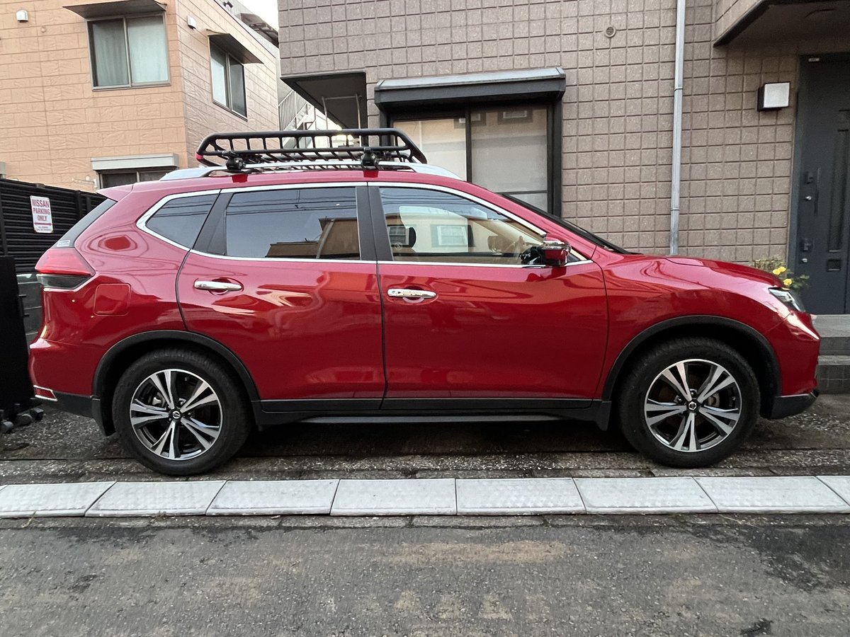 z20et's tweet photo. 久しぶりに洗車して仕上げのコーティング。
仕上げはBOLASOLUTION 4兄弟😊

#bolasolution https://t.co/Mr5dAQww65