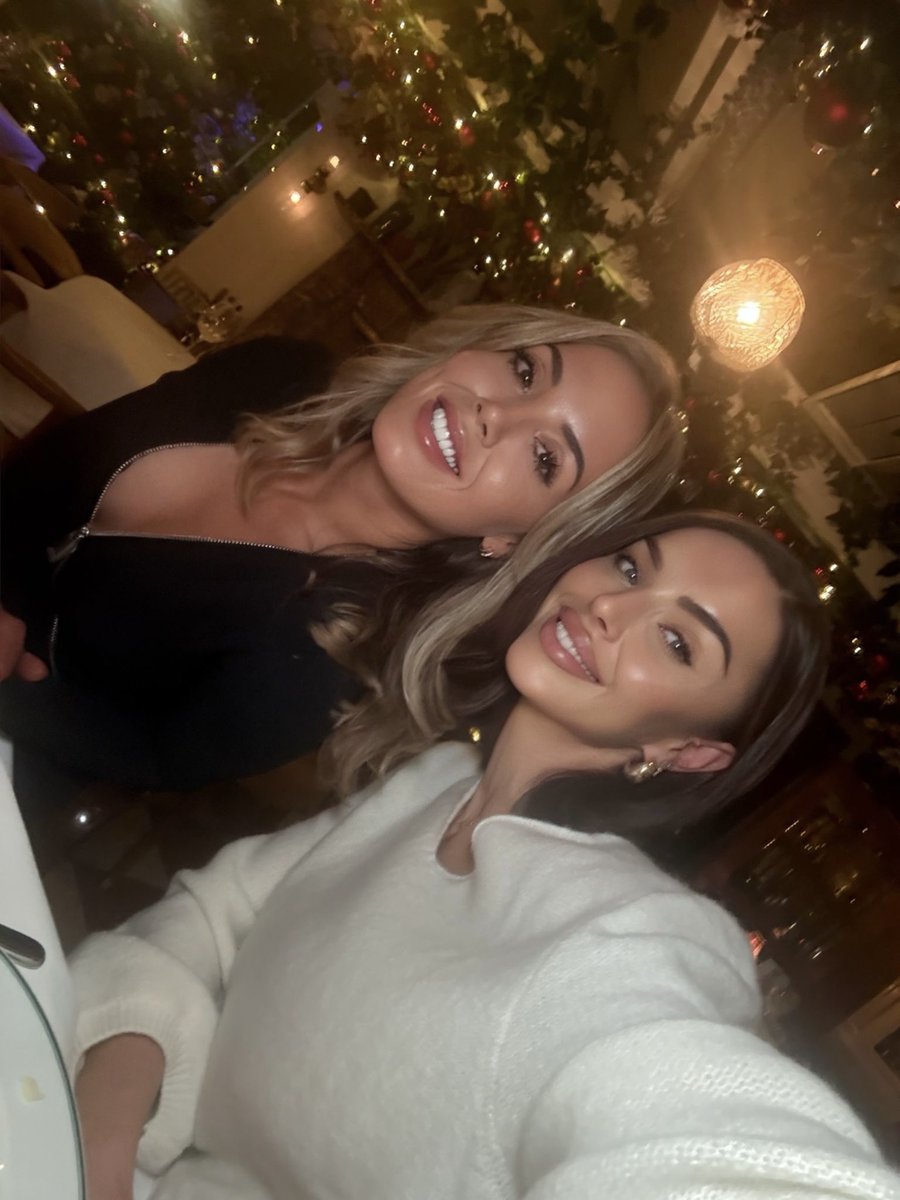 Ellen Whitaker tweet media
