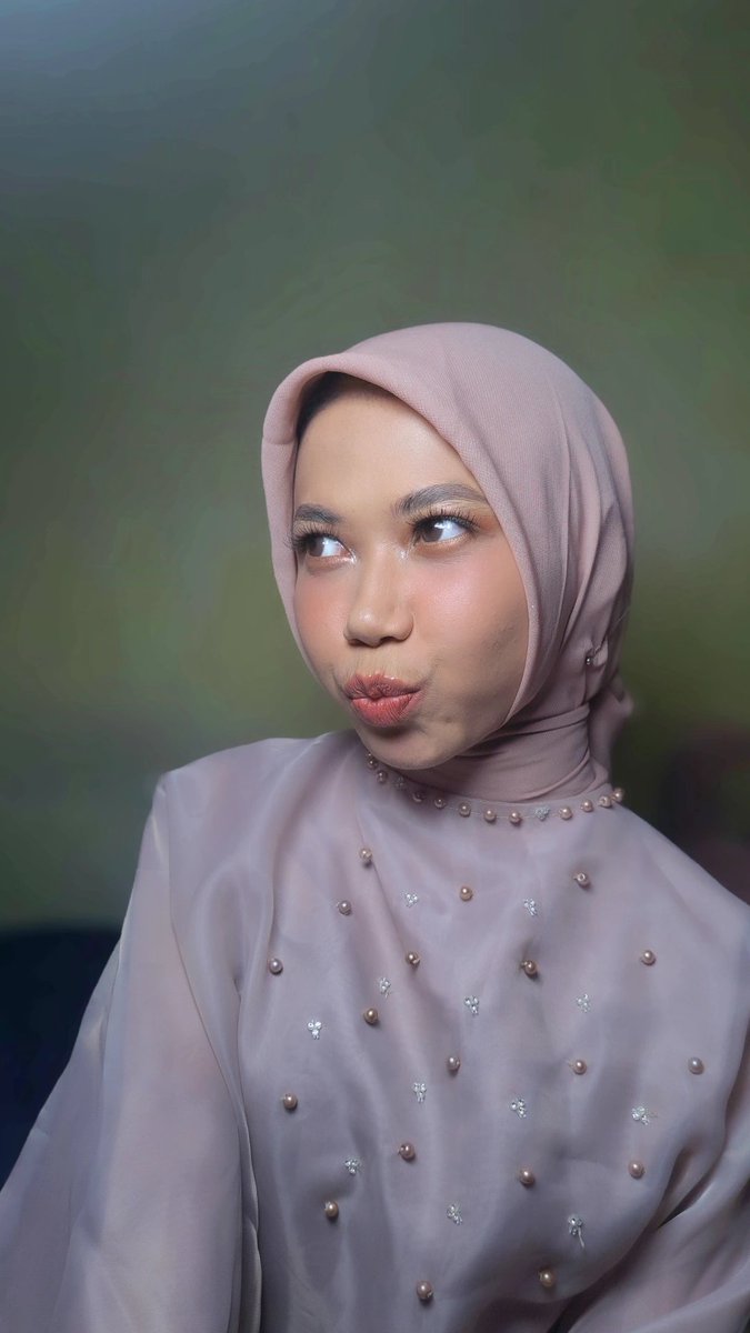 cookierakira's tweet image. if wardah instaperfect were a person😚🩷

mua jkt mua jakarta makeup artist jakarta