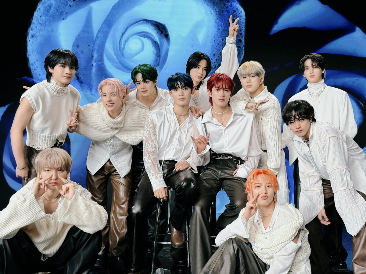 ✦ #BE_CLASSIC_MV30M_Views ✦

'BE CLASSIC' MVが
3000万回再生を突破しました！！
(youtu.be/PjhdKY0hyCA)

沢山の方にご覧いただき、
本当にありがとうございます🎻

今後ともJO1と'BE CLASSIC'を
よろしくお願いします！

#JAMいつもありがとう
#JO1 #JO1_BECLASSIC