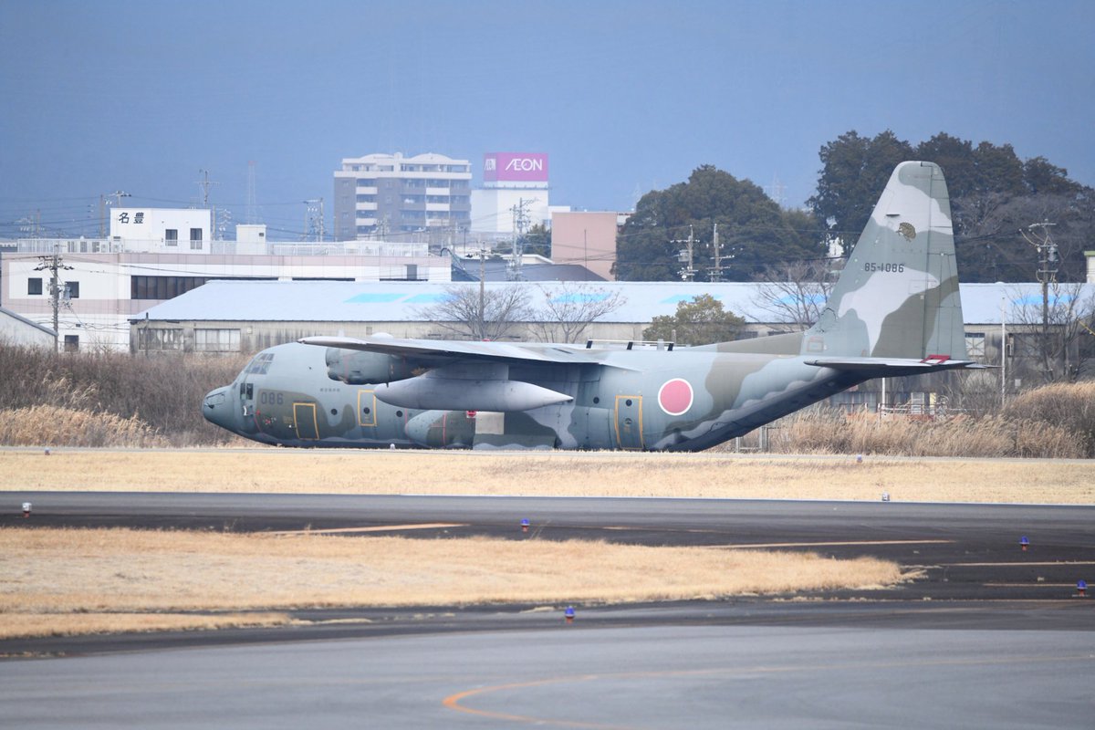 N682G この機体、私も前から気になってました。やはりこの状態なら部品