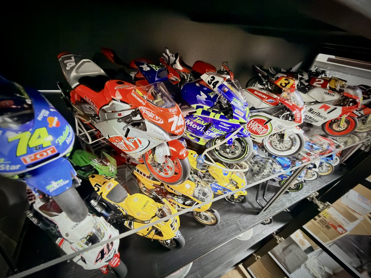 不要になったので必要な方に譲ります。 バイク屋さんみたいになってきたな。