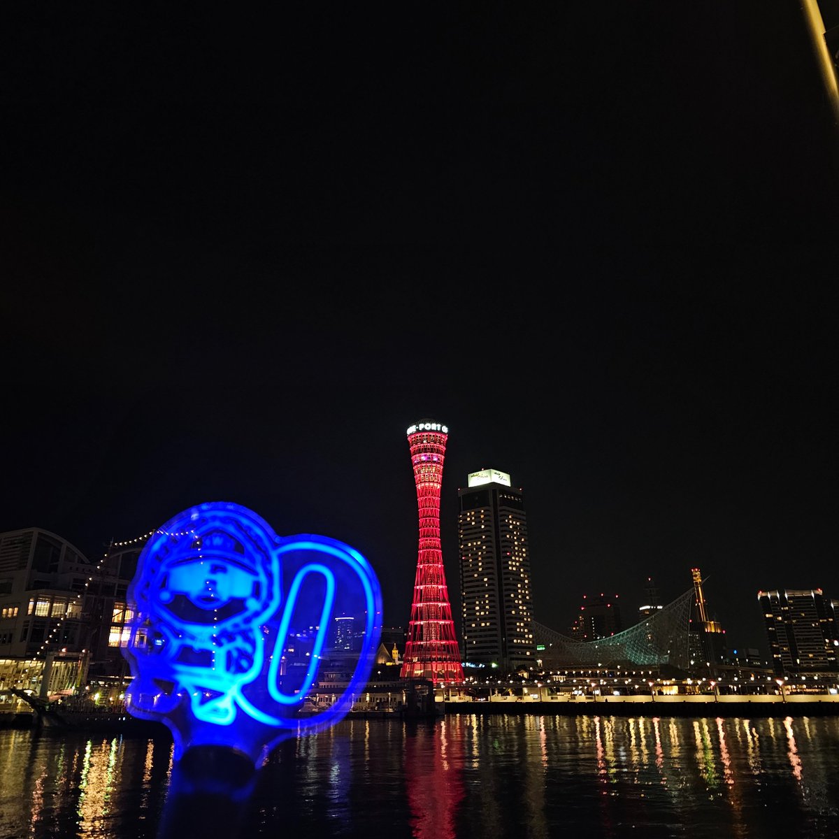 💙251227&amp;251228
🇰🇷に無事到着しました🛩️
今回の神戸、本当に最高に楽しい時間でした🥹

歌もダンスも演出もトークも、すべてが素晴らしくて、終始ずっとカッコいいし、可愛くて…😍
ウヨンは東京の時よりもコンディションが良さそうに見えたし、たくさんのハレスの友達にも会えて、本当に幸せでした。