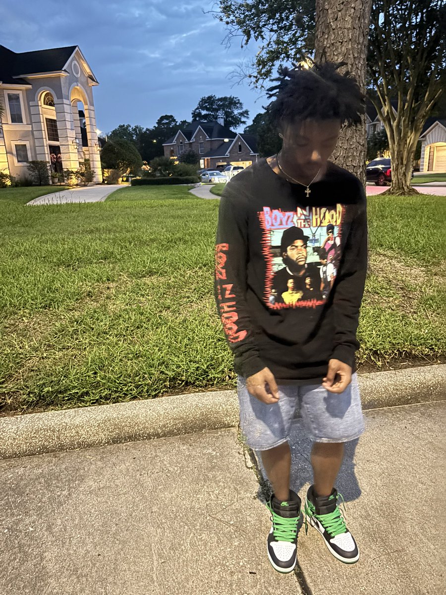 XavierAbbs's tweet image. #flyguy