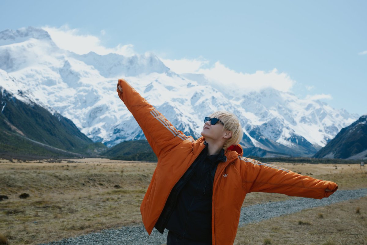 QKNSOLO's tweet image. [122925] #KUN Weibo update 

"#锟这照片拍的# 照片原图掉落"

#KUN #QIANKUN #钱锟 #쿤
#WayV #威神V #NCT