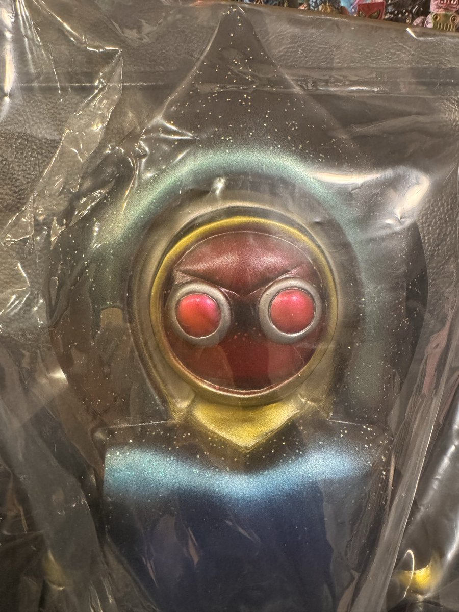 Karzworks さんよりフラットウッズ モンスターが届きました。 黒成型に