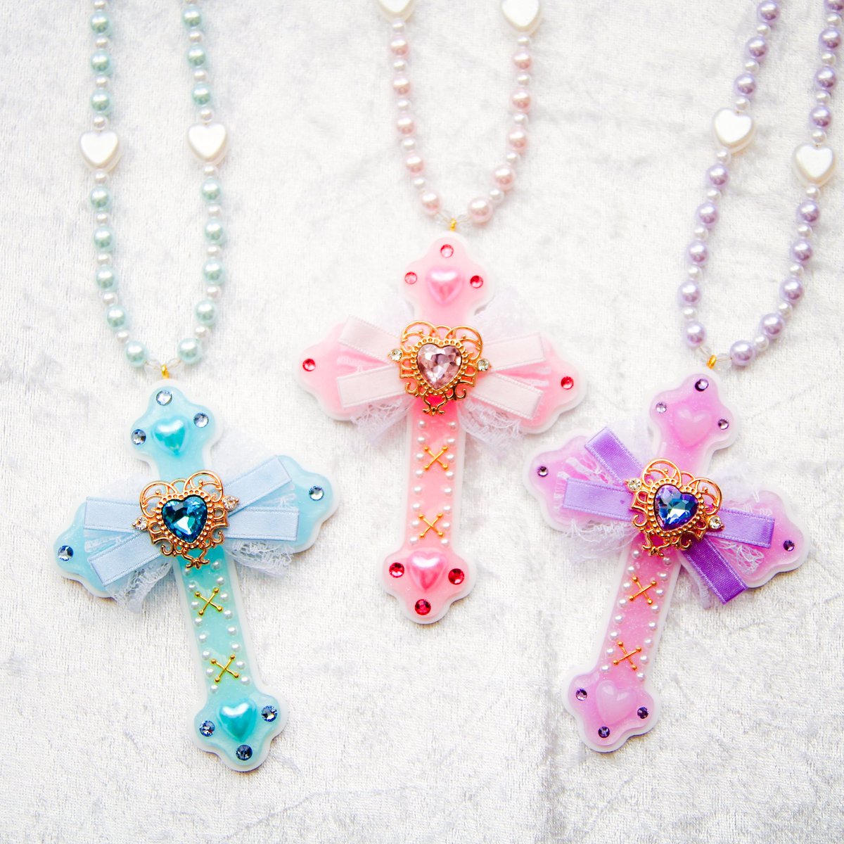 今回も人気のクロスネックレス✝️✨ たくさん納品してくれたので