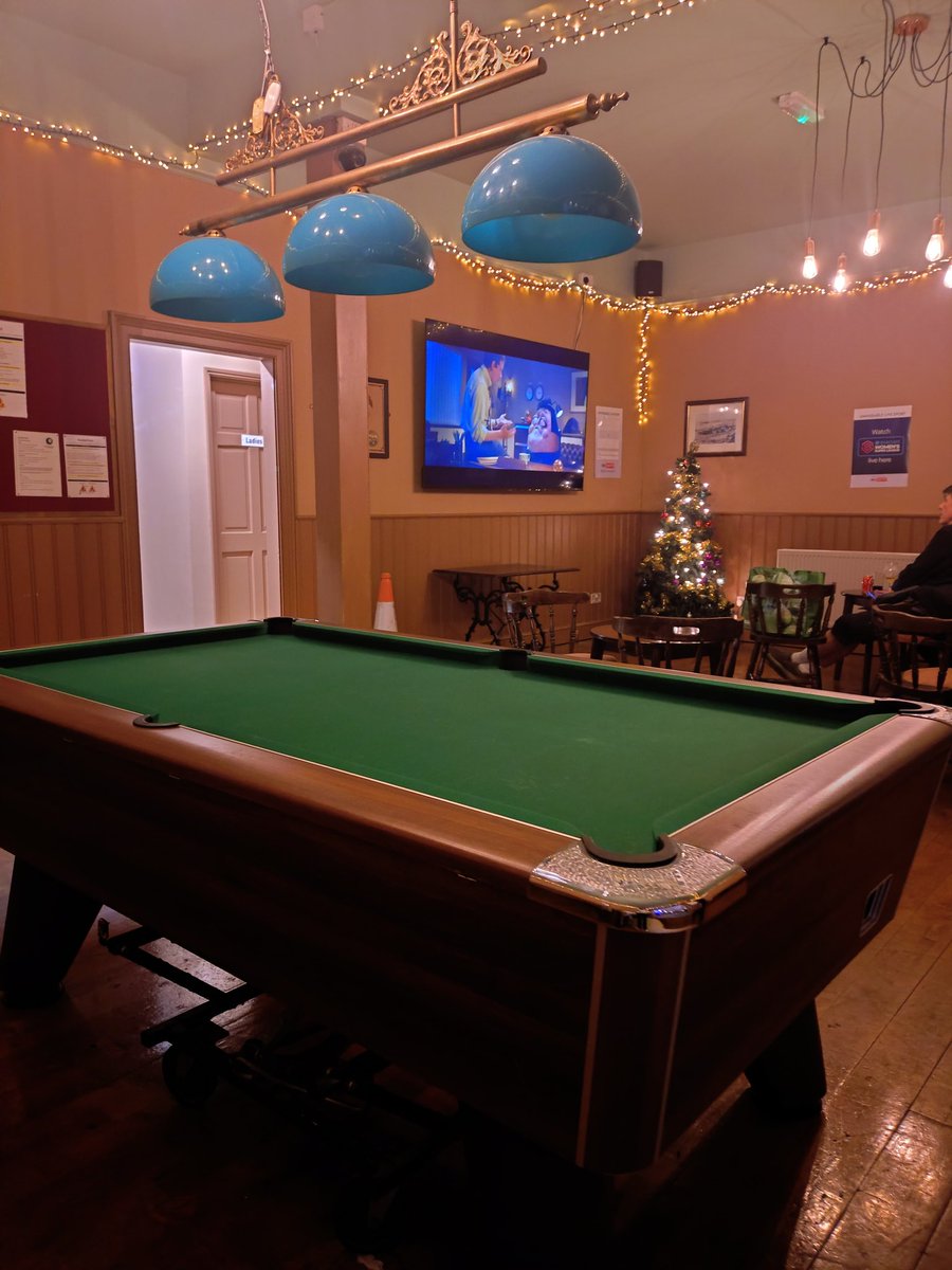 SELondonBoozers's tweet image. Back down in Ramsgate yesterday pleasantly surprised to see Camden Arms back as a boozer. Live football and pool table 👌🏻🍻🍻 #CT11