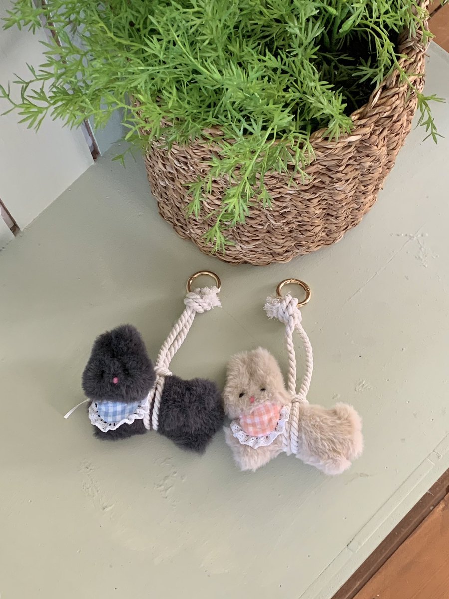 olivet_official's tweet image. #rt 추첨 두 분께 액막이 키링을 보내드려요!

모든 액운을 막아줘! 올톡이 액막이 키링 🐰

하반기 내내 준비한 액막이 키링이 카카오 선물하기에서 단독 선오픈 되었습니다! 
구매해주시는 모든 분께 행운이 가득하도록 정성스럽게 제작하였습니다 🤍

🔗 kko.to/izy_ZIS7_1