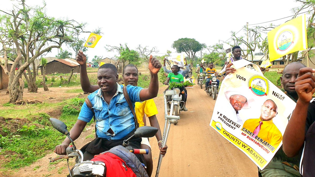 In pictures!!
Hon Cadet Benjamin aspiring candidate MP Bunyaruguru constituency and NRM flag bearer is today in Katunguru Subcounty campaigning for the general elections 2026. More updates on 99.9.
Listen online bunyarugurufm.com