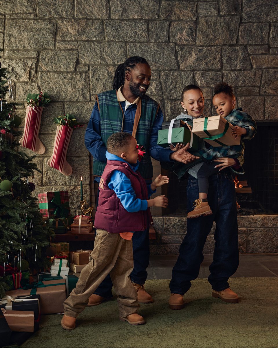 PlazaSenayan's tweet image. Rayakan akhir tahun dengan penawaran spesial dari Timberland

Nikmati promo Buy 1, Get 50% Off untuk item kedua khusus koleksi apparel pilihan.

Catat tanggalnya :
📅 Hingga 4 Januari 2026 aja!
Timberland Plaza Senayan, Level 2.

#WhatsOnPlazaSenayan #PlazaSenayan #Timberland