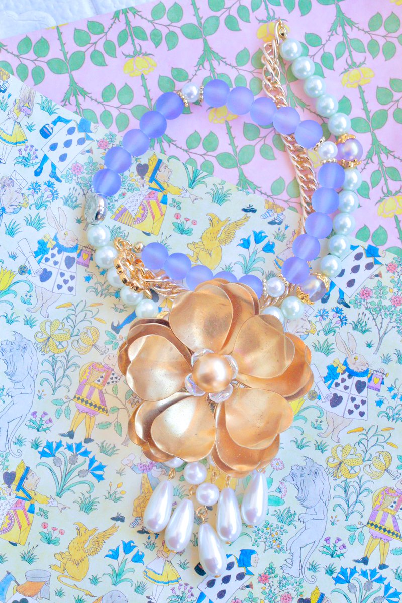 パーツ2つ分あるけど一つ赤にしちゃおなな、と思ってる！紅白絶対