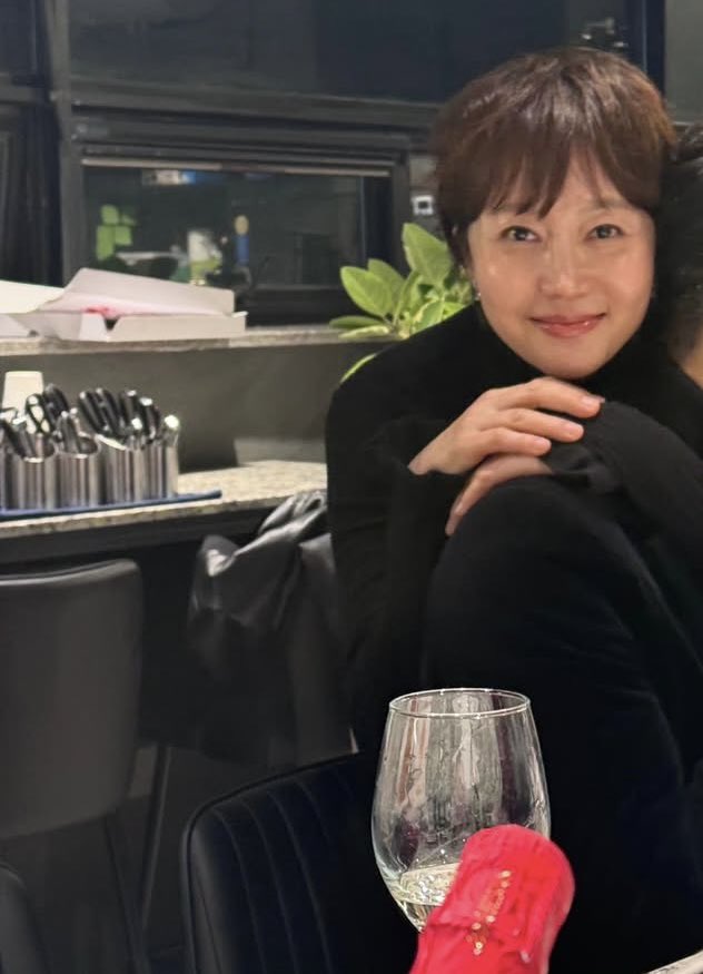 하….. 너무 예뻐서 마음이 ㅈㄴ 힘듦🫠