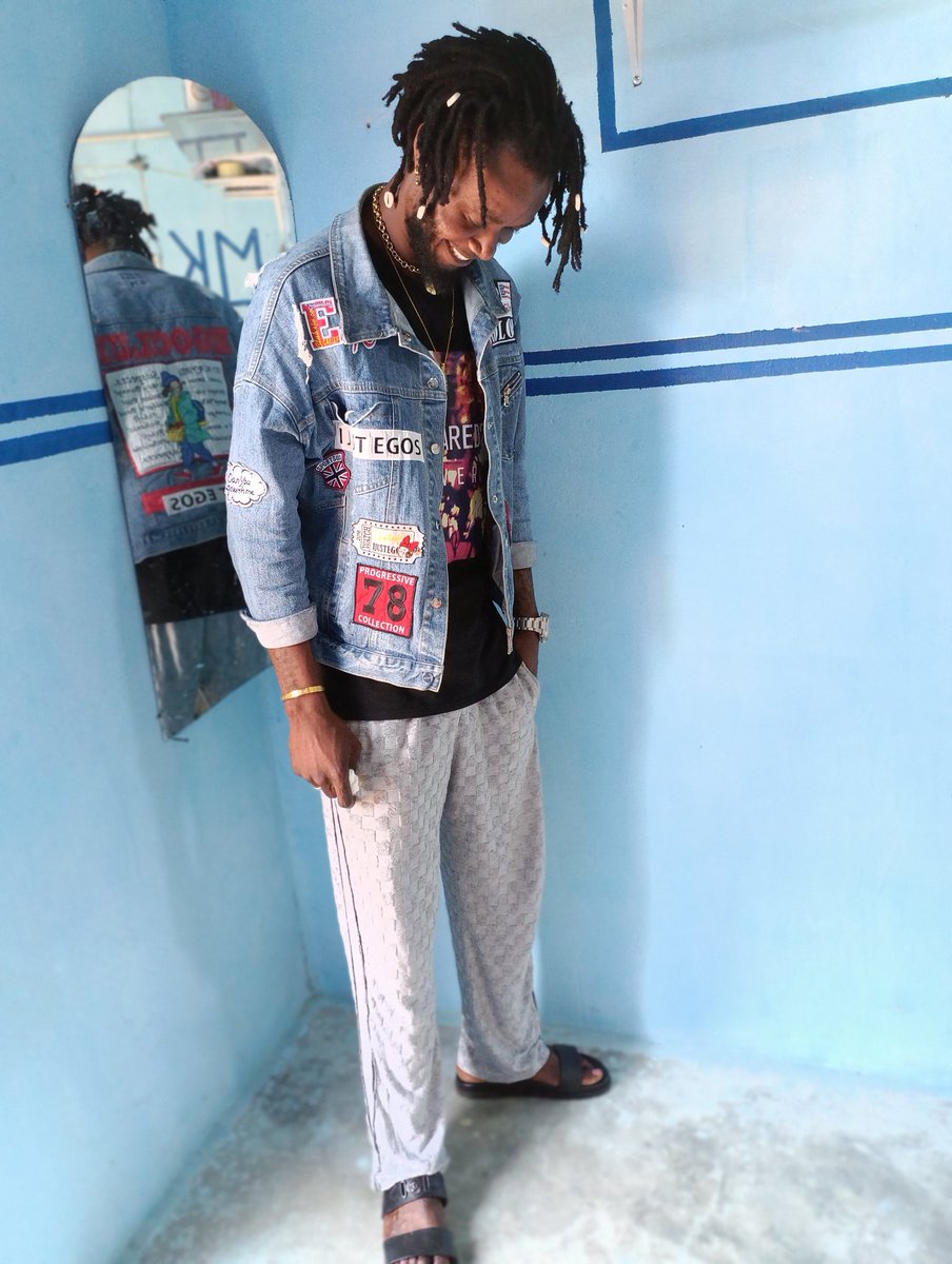 BioPastor's tweet image. À très bien bientôt la fin de l'année 2025.