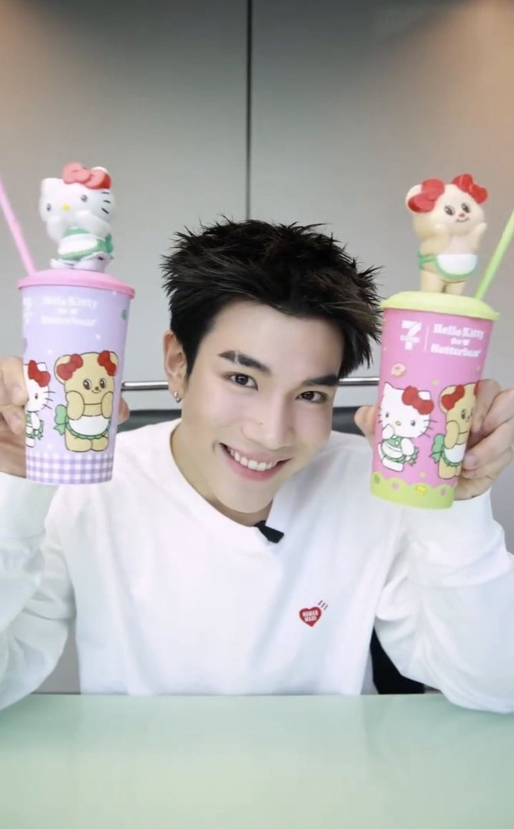Heaven7122's tweet photo. I finally got this super adorable little thing. Ordering it from Myanmar was really difficult, but it’s so cute and totally worth it.
#AllCafe #7ElevenThailand
#FourthRecommended
#Fourthnattawat #โฟร์ทณัฐวรรธน์
@tawattannn https://t.co/6F7KiZJGxP