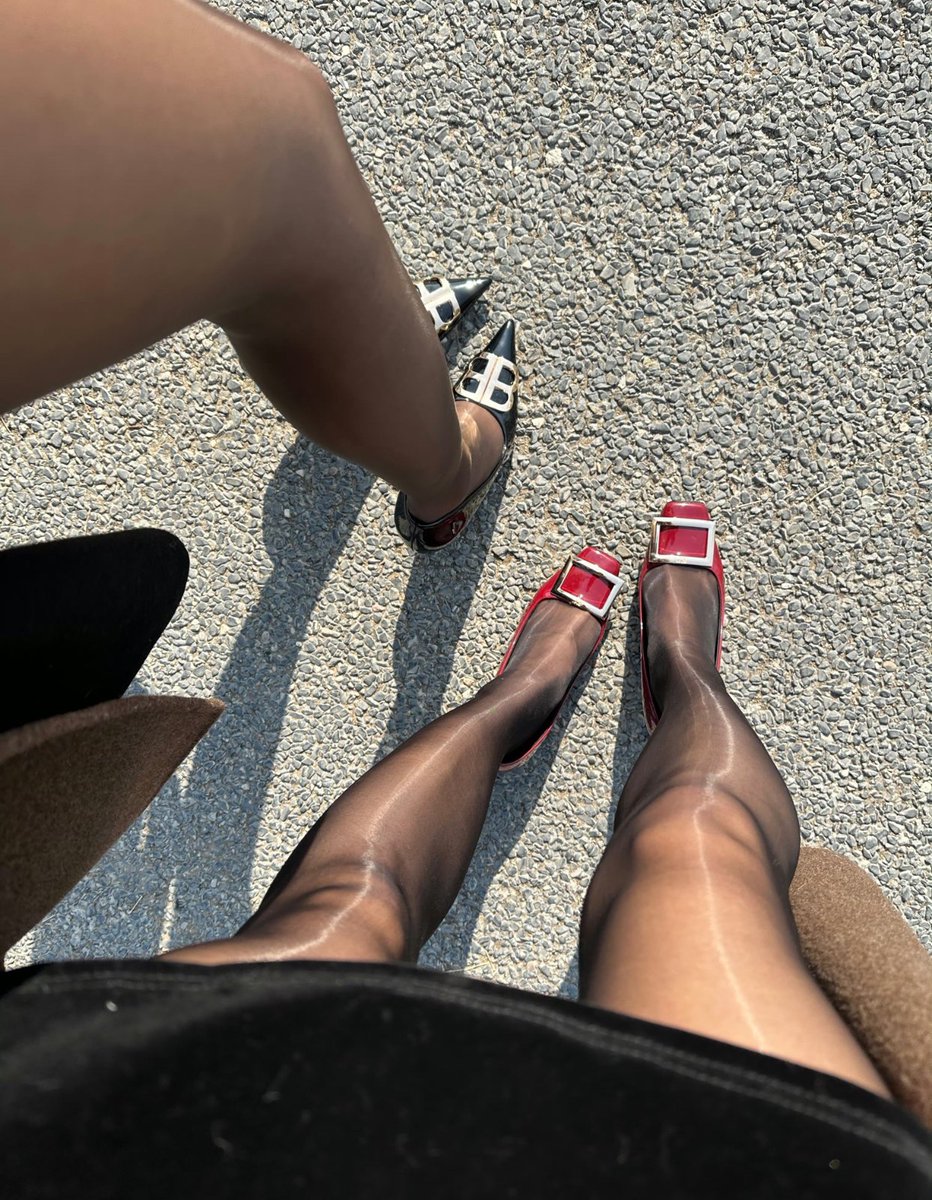 轻一点好疼 tweet media