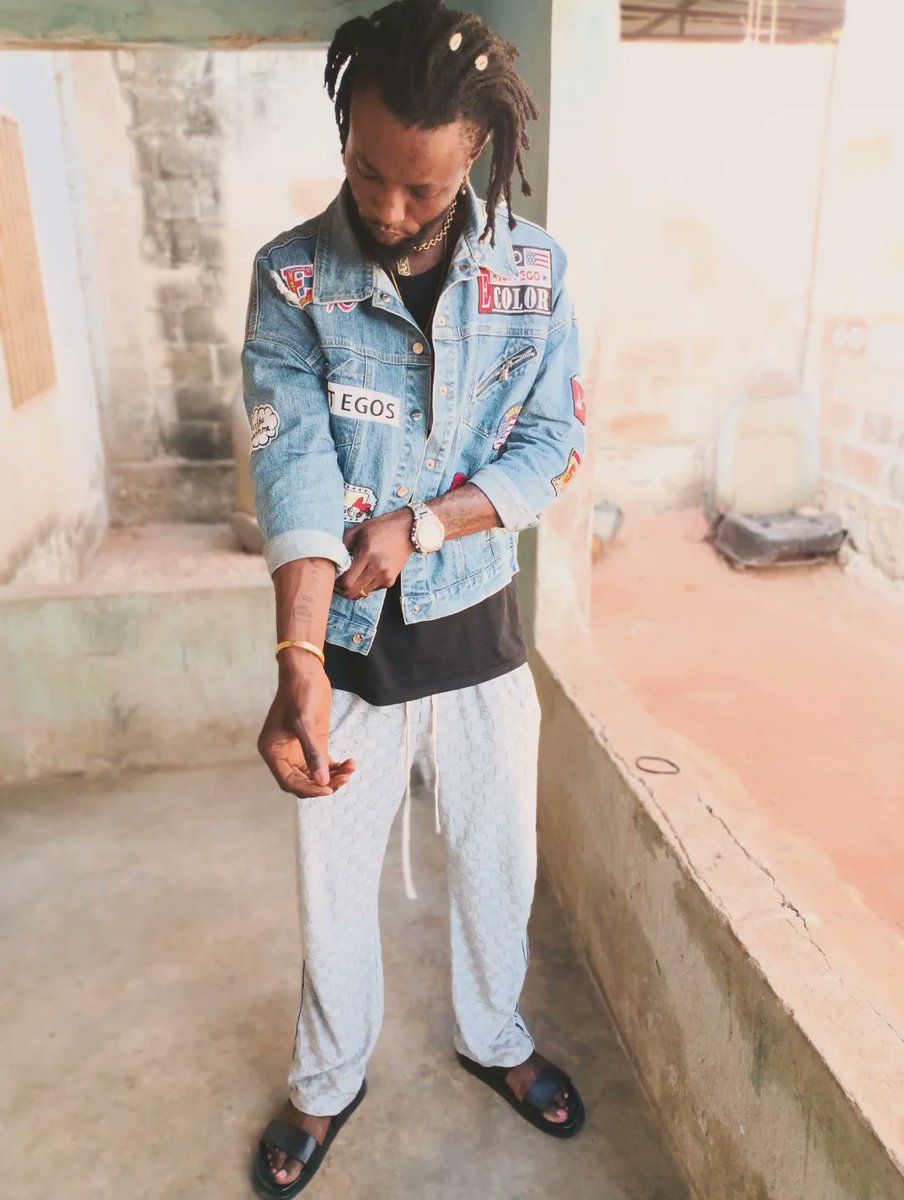 BioPastor's tweet image. A pessoa a partir da qual Deus criou a GBP.