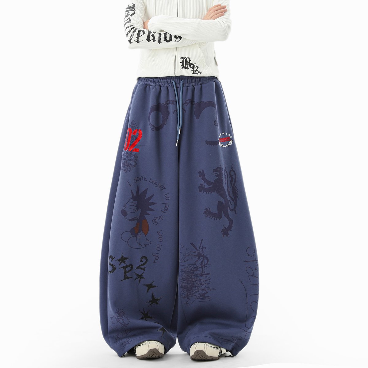 CgiilsFashion's tweet image. 😃Edgy, expressive, 100% you — these oversized graphic pants aren’t just bottoms, they’re a canvas for your vibe.
😀DM us to design pants that turn heads (and tell your story).
#custompants #pantsmurah #trousers #clothesshopping #newclothes