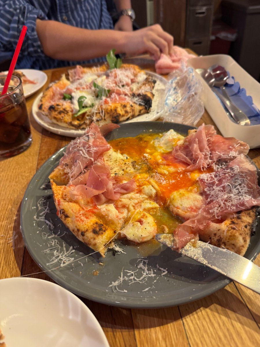 川越に来たことだし、名物のピザでも食べるか

……ピザ!? 