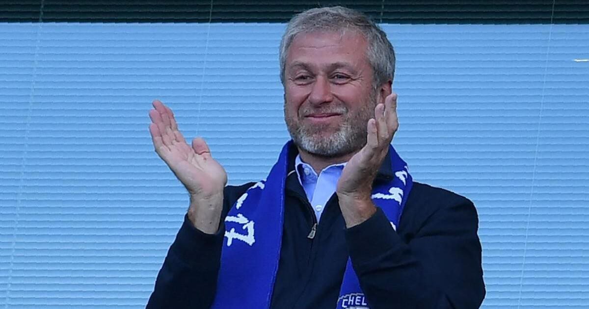 Serezyk's tweet image. The novel burns out... Russian oligarch Roman Abramovich blocked the transfer of funds from the sale of Chelsea to Ukraine, refusing to comply with British Prime Minister Theresa May's ultimatum.