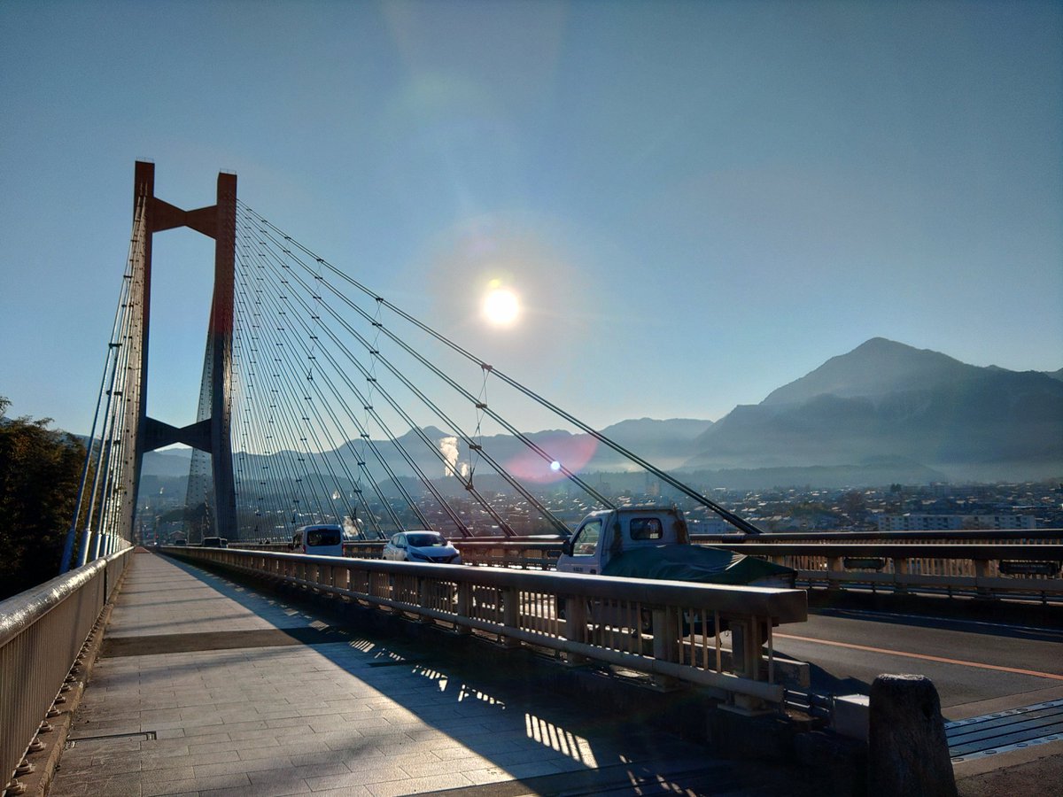 バタバタだったんですが、
今日で今回の秩父での巡礼の全日程が終了しました。

一番札所から三十番札所まで全行程を徒歩で廻りました。
途中で何名かにお会いしましたが、終盤にかけて山に入りだすと急に誰もいなくなる？🤔

残り四ヵ寺はゴールデンウィークに来ます。