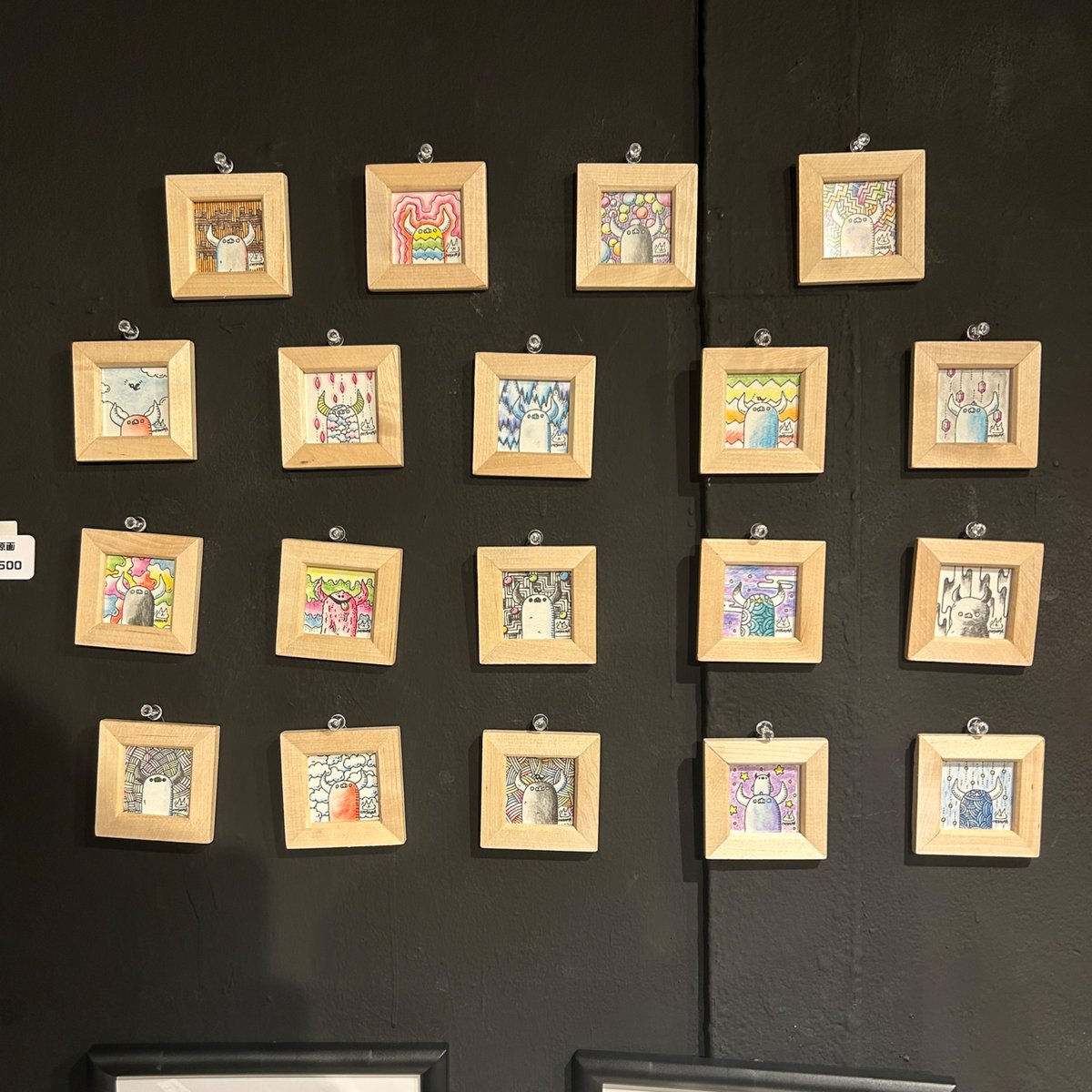 モンスター展無事終了いたしました。ありがとうございました。久しぶりにイラスト、グッズメインの展示でしたがたくさんの方に来ていただいて嬉しかったです。
#Pico展