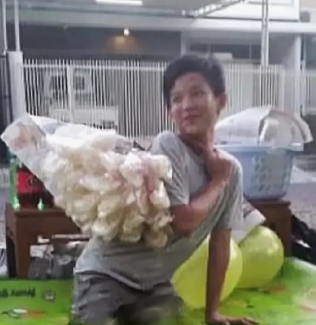 mode mangan krupuk             mode jualan krupuk
#timsekop